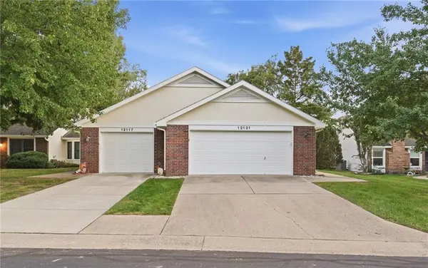 12121 W 121st ST, Overland Park, KS 66213