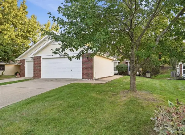 12121 W 121st ST, Overland Park, KS 66213