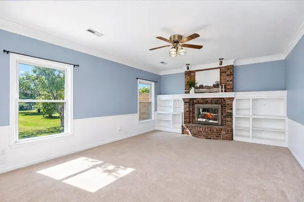 25311 E 130th ST, Greenwood, MO 64034
