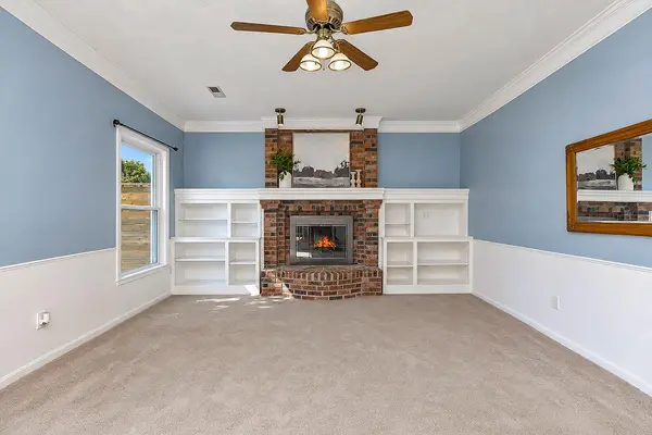 25311 E 130th ST, Greenwood, MO 64034