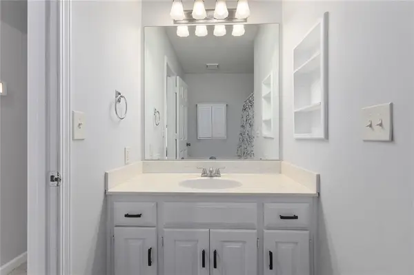 1102 S Elm ST, Louisburg, KS 66053