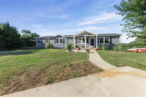 39340 Indianapolis RD, Lane, KS 66042