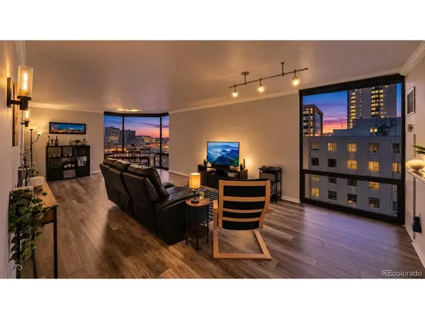 1625 Larimer #1007, Denver, CO 80202