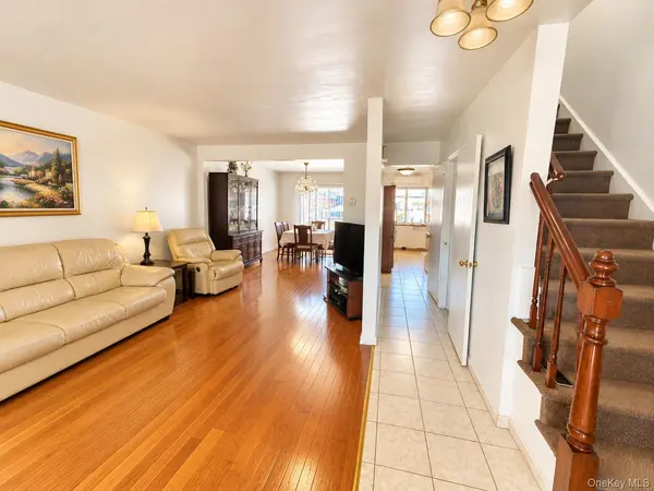 147-41 78th RD, Kew Garden Hills, NY 11367