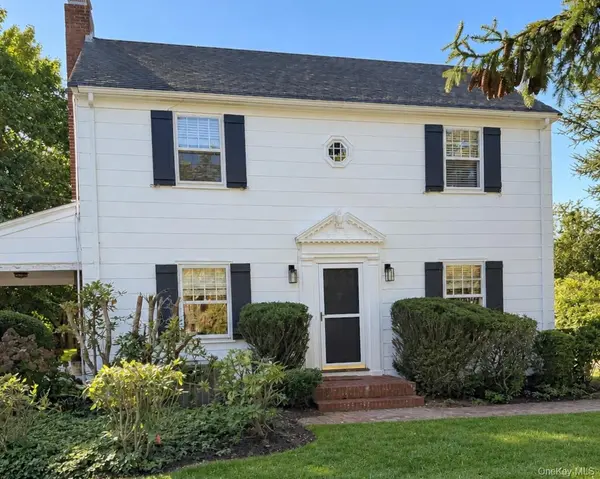 1410 New Suffolk RD, Cutchogue, NY 11935