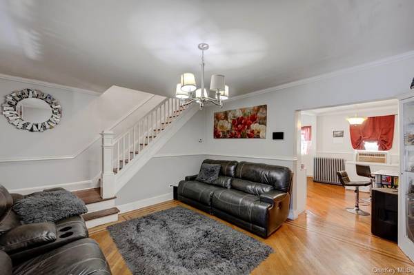 13829 248th ST, Rosedale, NY 11422