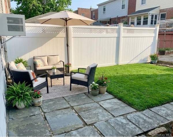 136-67 72 AVE, Kew Garden Hills, NY 11367