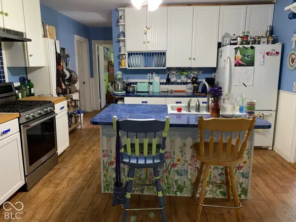 305 E County Road 900 S, Clayton, IN 46118