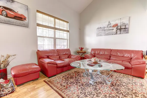 3031 Arrow Wood LN, Indianapolis, IN 46214