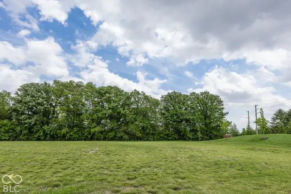 5644 Cupola LN, Mccordsville, IN 46055