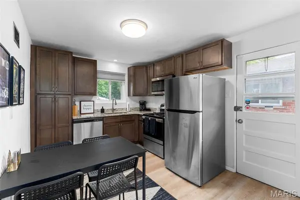 5839 Waterman BLVD, St Louis, MO 63112