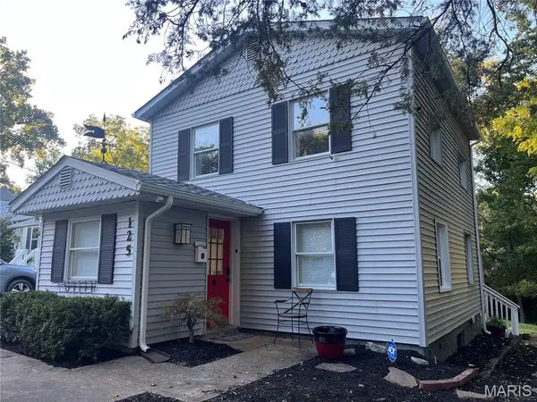 125 E Frisco AVE, Webster Groves, MO 63119