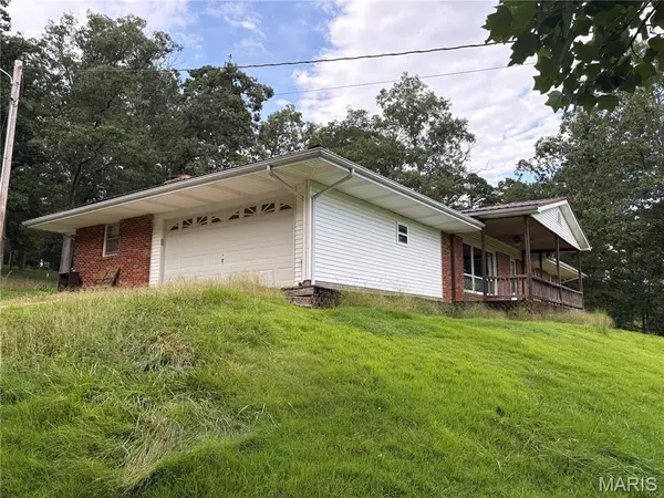 1975 County Road 856, Bunker, MO 63629