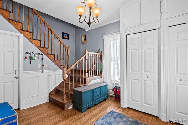 609 N Van Buren ST, Litchfield, IL 62056