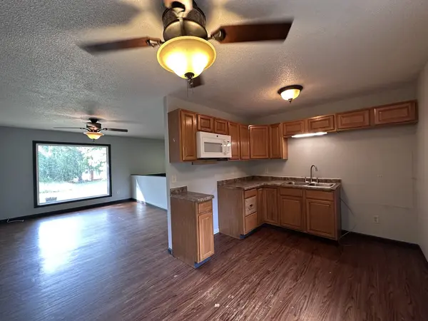 909 Sunset RDG, Danville, IL 61832