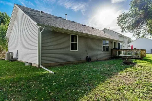 645 Winfield DR, South Beloit, IL 61080