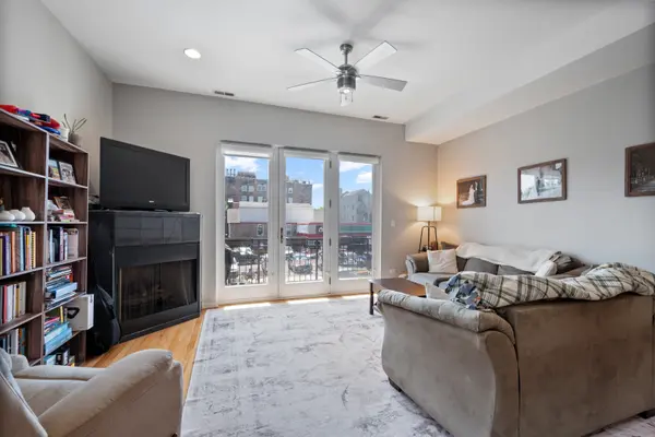1702 W North AVE #A2, Chicago, IL 60622