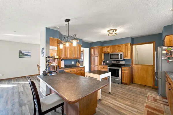 212 N Division ST, Sumner, IA 50674