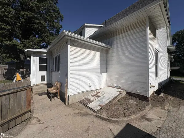 828 Drake AVE, Centerville, IA 52544