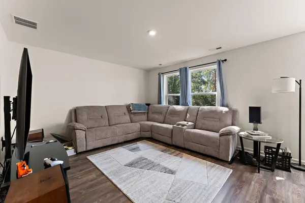 511 Upland RD, Kingsford Heights, IN 46346