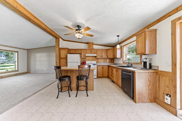 9416 W 142nd AVE, Cedar Lake, IN 46303