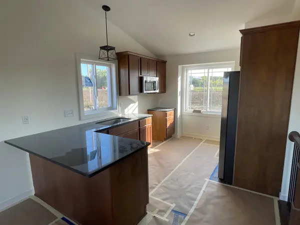 34026 Walbo DR NW, Cambridge, MN 55008