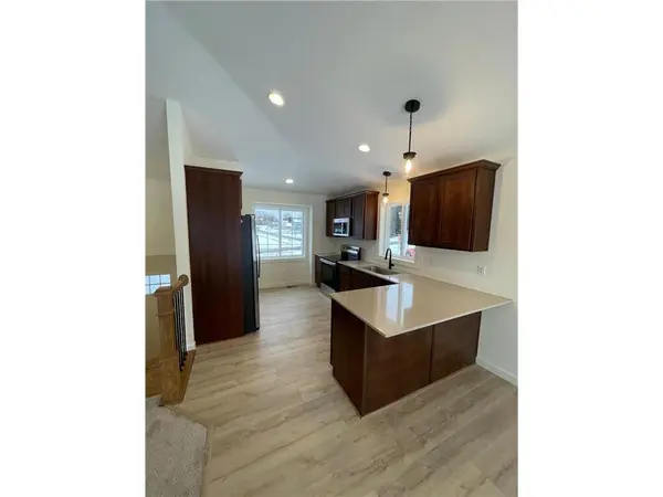 34026 Walbo DR NW, Cambridge, MN 55008