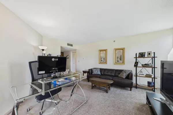 6615 Lake Shore DR S #607, Richfield, MN 55423