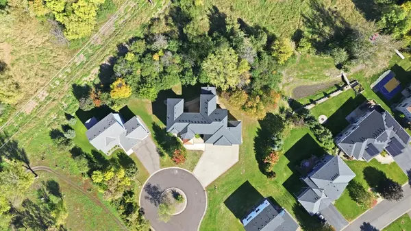 5402 102nd TRL N, Brooklyn Park, MN 55443