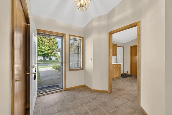 3813 Impatiens LN N, Brooklyn Park, MN 55443