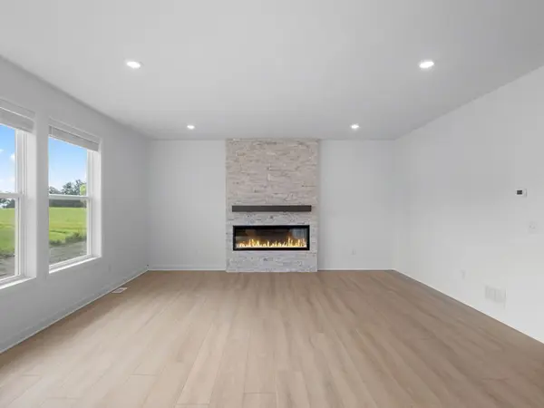 1677 Hadley Hills DR NE, Rochester, MN 55906