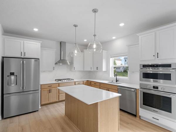1677 Hadley Hills DR NE, Rochester, MN 55906