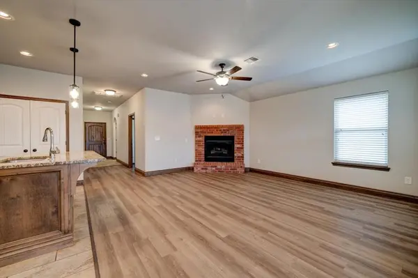 14008 N Northwood Village ST, Piedmont, OK 73078