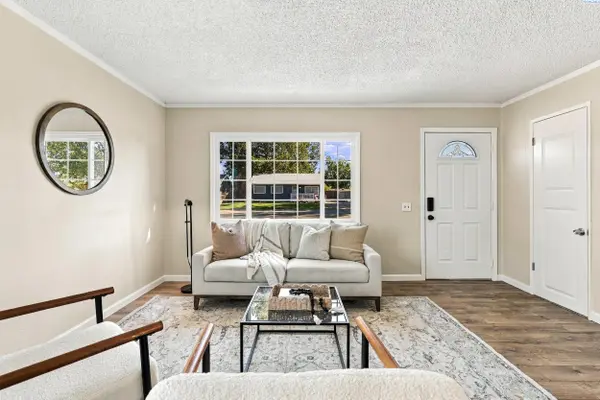 357 Sanford Ave, Richland, WA 99352