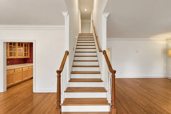 4412 Estes Rd, Nashville, TN 37215