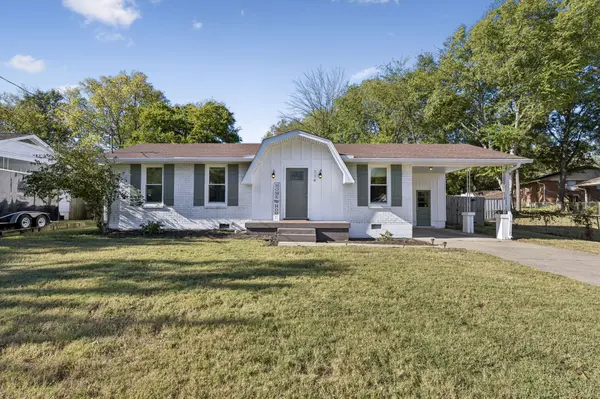 114 Brookside Dr, Hendersonville, TN 37075