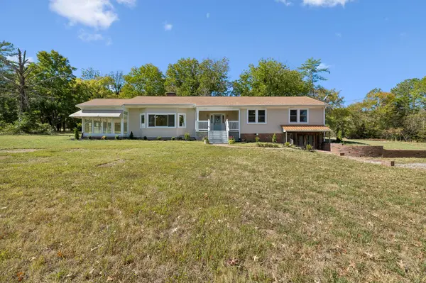 2036 Sparta Pike, Lebanon, TN 37090