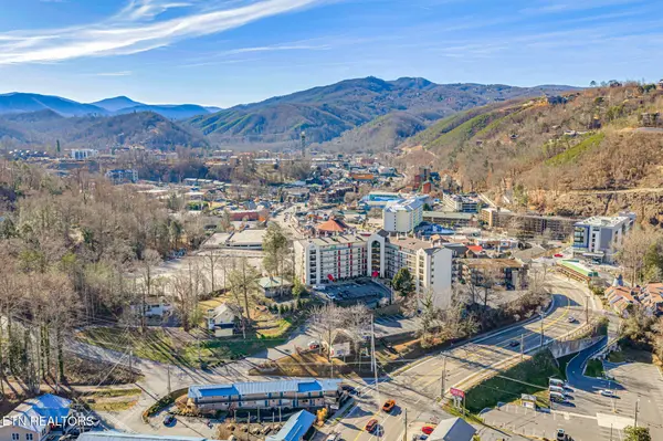 102 Baskins Creek Bypass #207, Gatlinburg, TN 37738