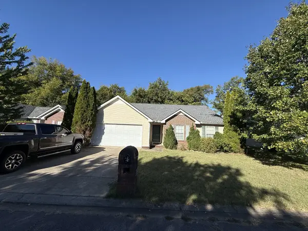 1518 Ballater Dr, Murfreesboro, TN 37128