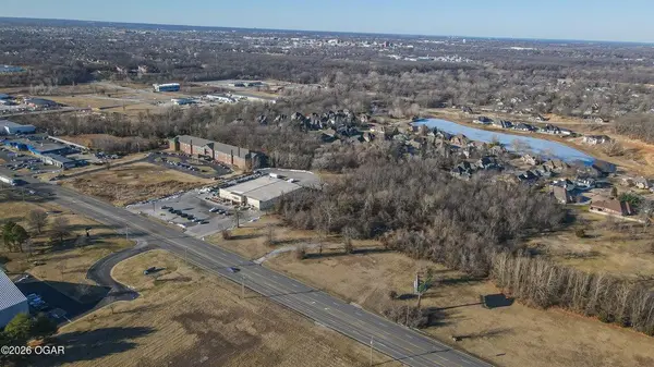 1410 N Rangeline RD, Joplin, MO 64801