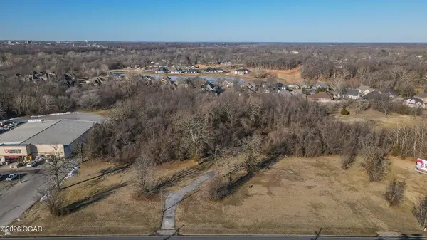 1410 N Rangeline RD, Joplin, MO 64801