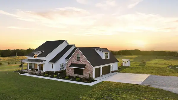 2345 Cologna RD, Marshfield, MO 65706