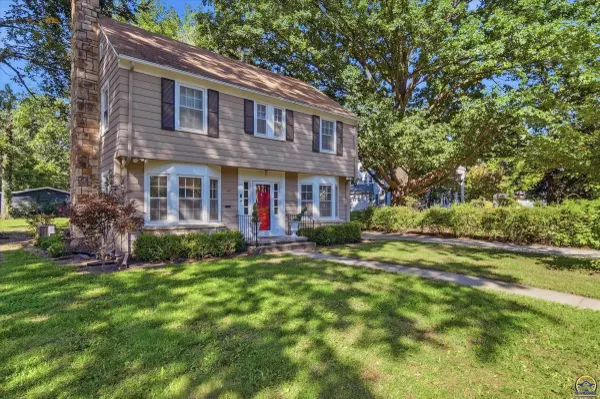 1811 SW Oakley AVE, Topeka, KS 66604
