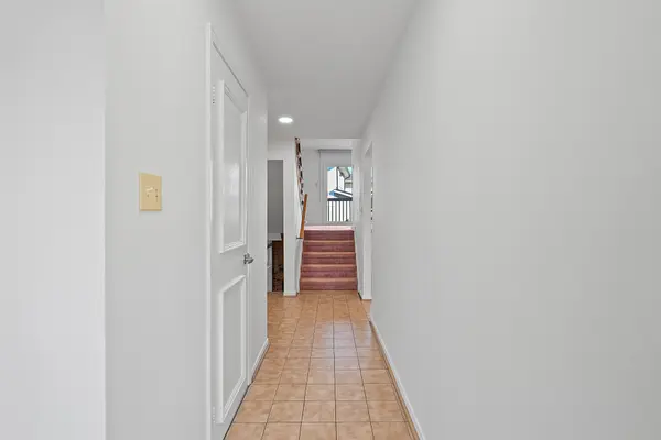 43 Franca CRES, Toronto W10, ON M9V 4T8