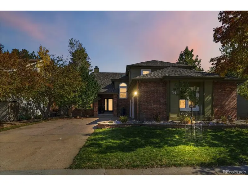 24 Mesa Oak, Littleton, CO 80127