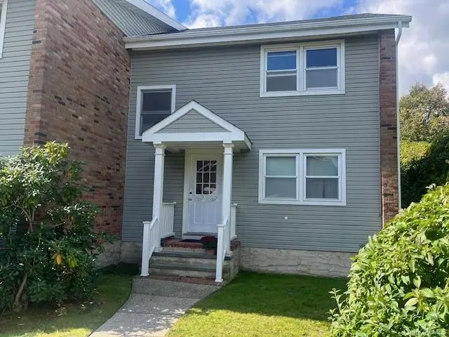 121 Fire Island AVE #B, Babylon, NY 11702