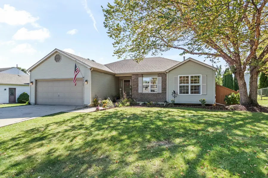 3709 Dorchester PL, Mchenry, IL 60050