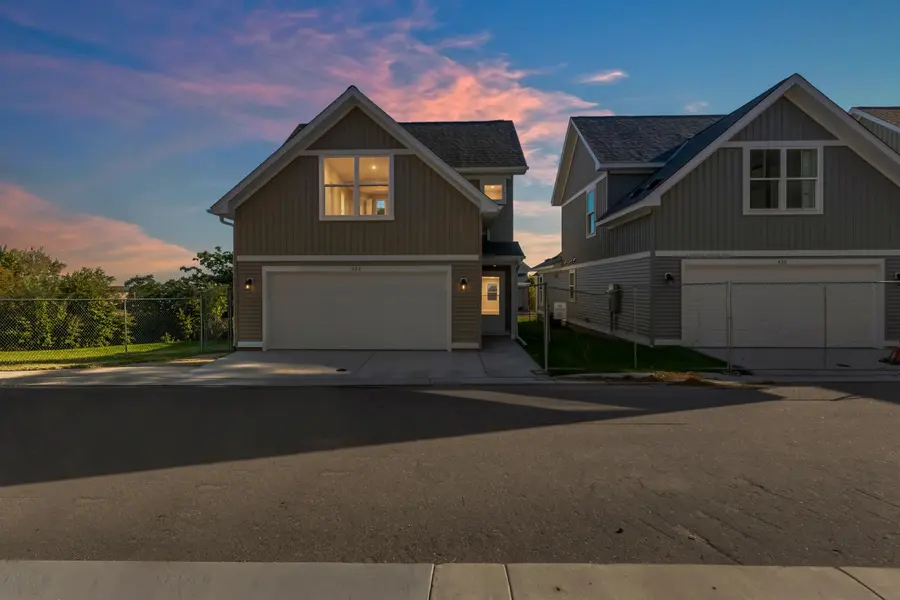 426 Rivoli Drive, Saint Paul, MN 55130