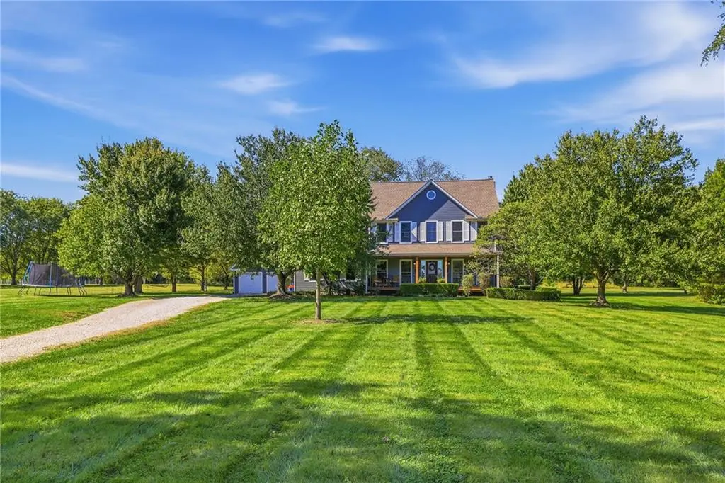 24112 S Wildgoose LN, Peculiar, MO 64078