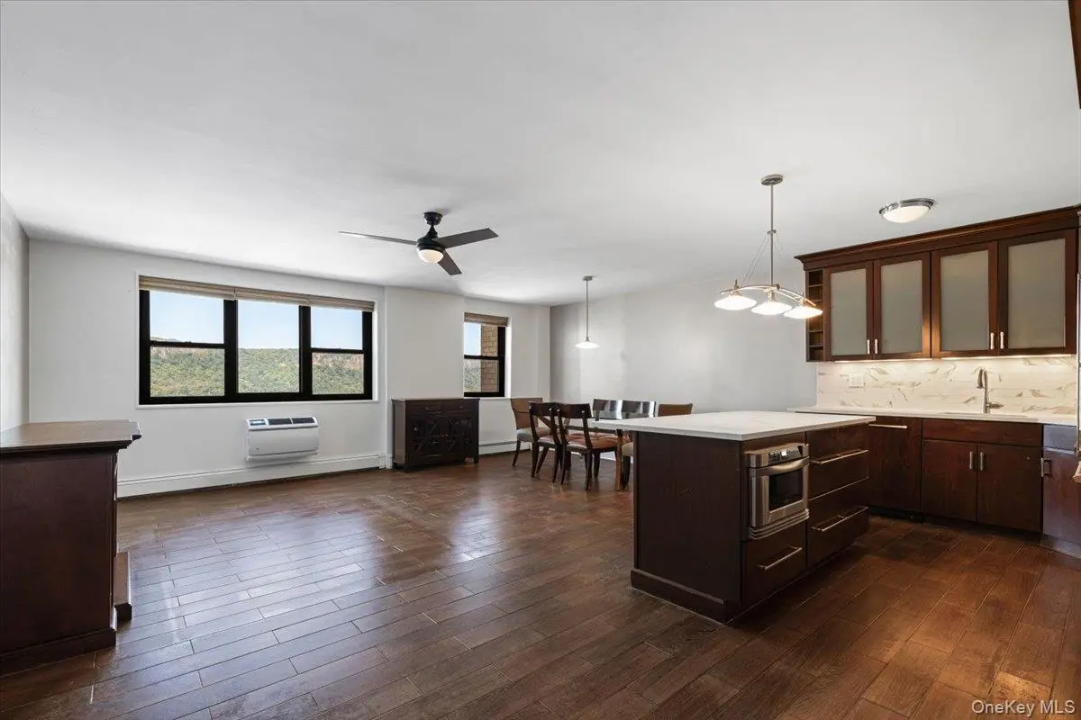 1085 Warburton Avenue #606, Yonkers, NY 10701